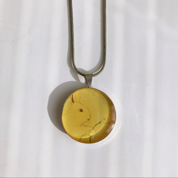 Vintage Rabbit Art Resin Pendant Chain Necklace - Picture 1 of 9